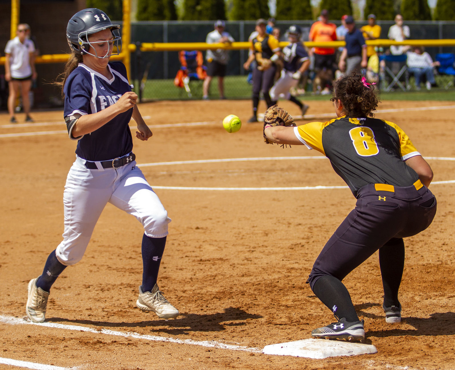 CSI defeats USU softball